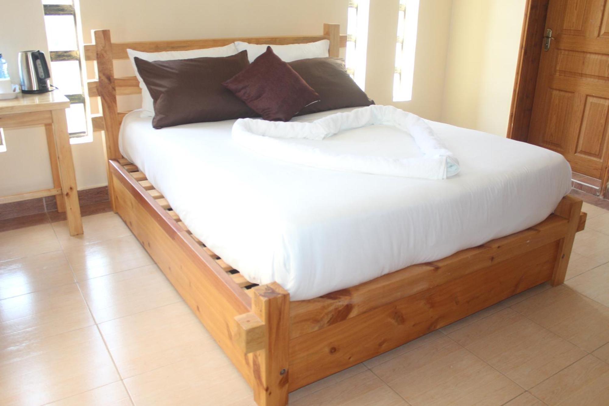 Eshborns House - Near Jomo Kenyatta International Airport And Sgr With Shuttle Services Syokimau Dış mekan fotoğraf