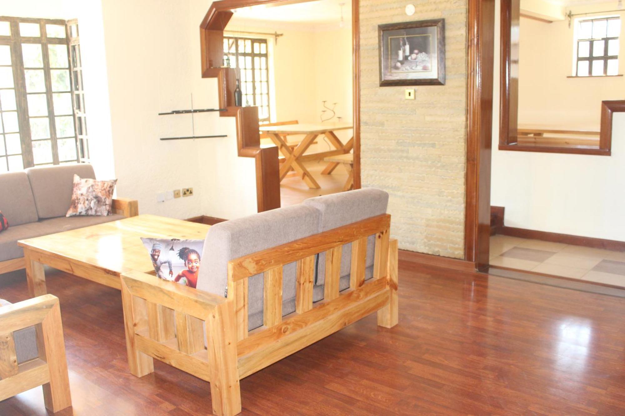Eshborns House - Near Jomo Kenyatta International Airport And Sgr With Shuttle Services Syokimau Dış mekan fotoğraf
